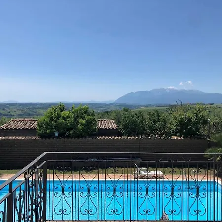 Con Piscina In Abruzzo - A 7 Minuti Dal Mare Villa *