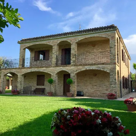 Con Piscina In Abruzzo - A 7 Minuti Dal Mare Villa